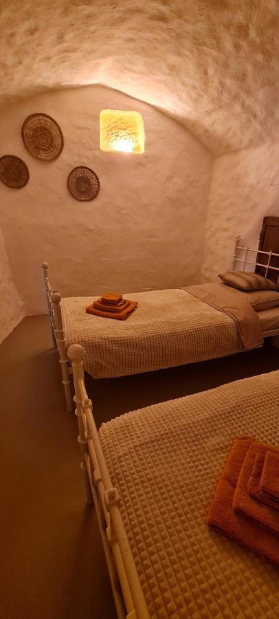 Cuevas Los Coloraos - La Residencia Villanueva de las Torres Bagian luar foto